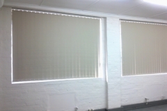 artmic blinds and curtains b16