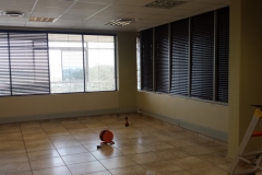 artmic blinds and curtains b18